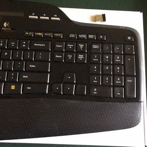 Logitech Wireless Keyboard